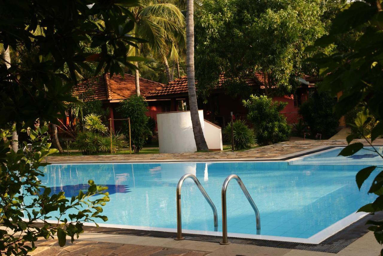 Puetz Travels Beach Resort Wayikkal Eksteriør bilde